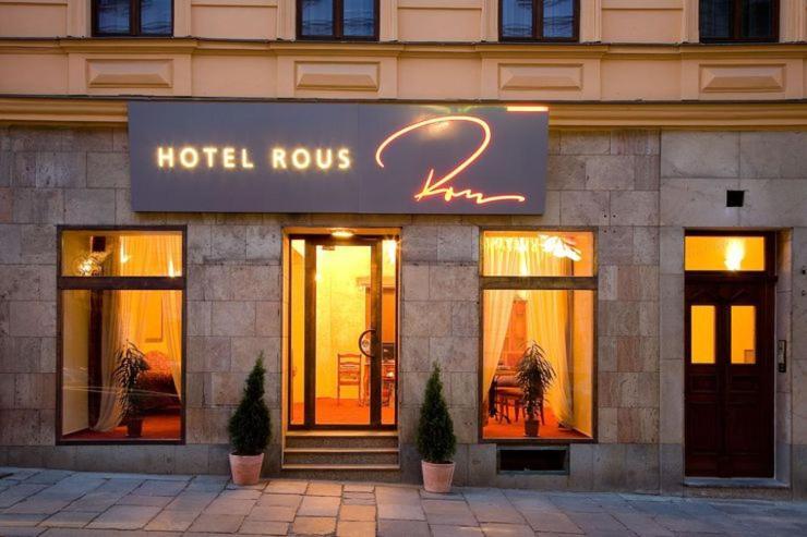 Hotel Rous Плзень Екстер'єр фото